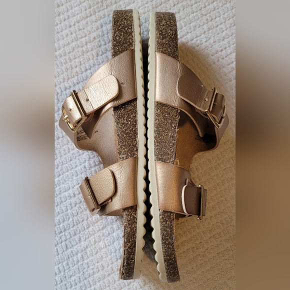 Gold Buckle Strap Sandals - Picture 4 of 6